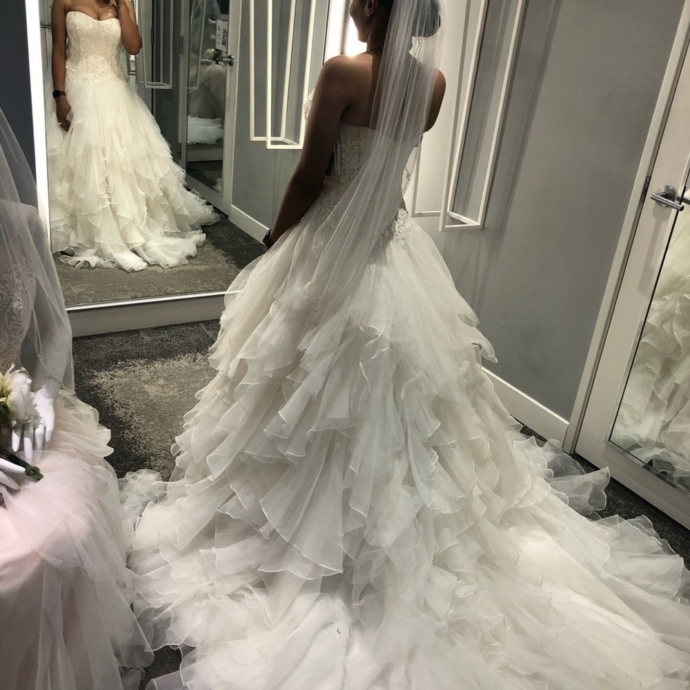 Wedding dress